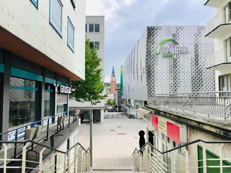 Wunderschoenes Apartment Im Zentrum Goldstadt ฟอร์ซไฮม์ ภายนอก รูปภาพ