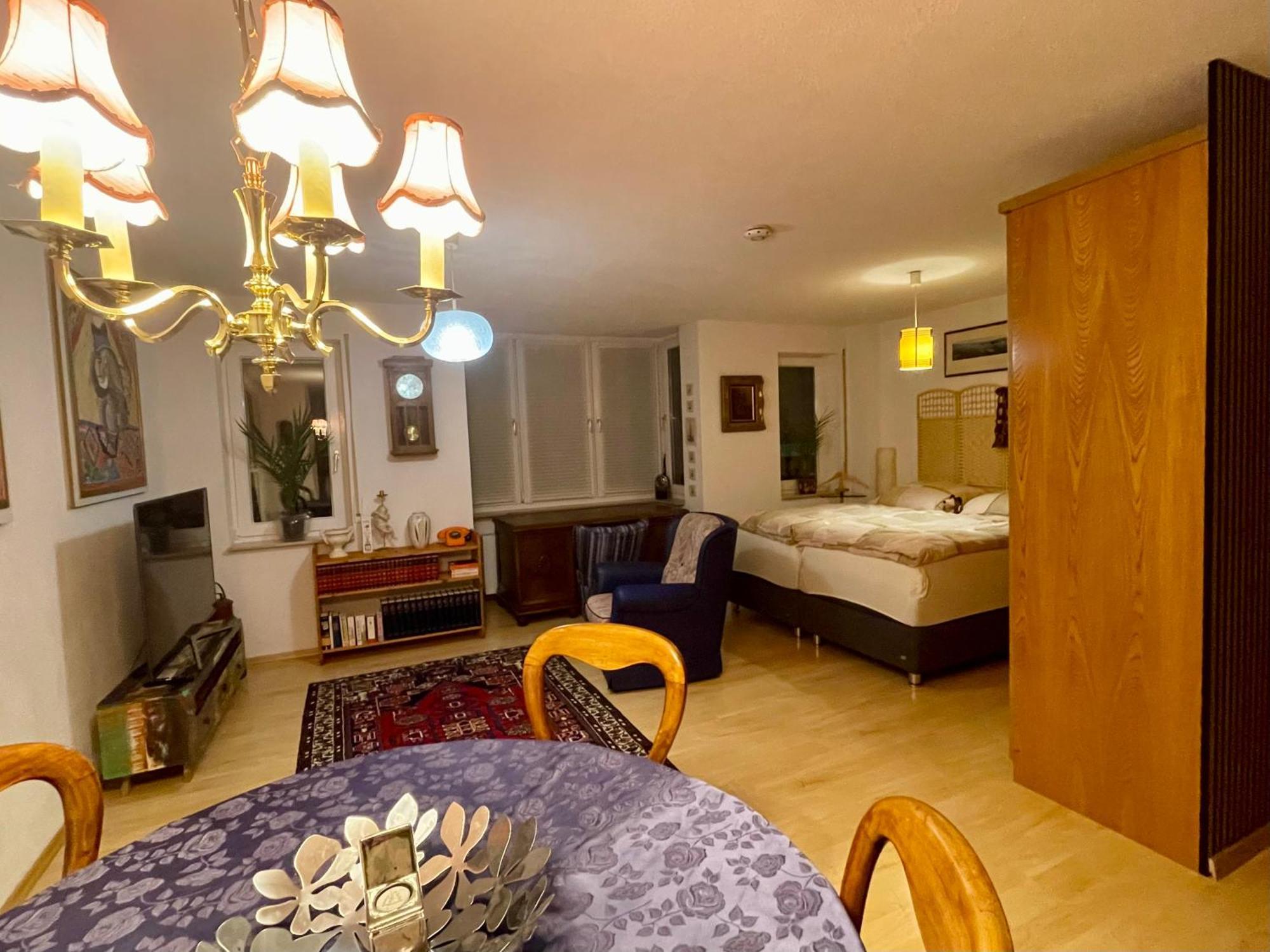 Wunderschoenes Apartment Im Zentrum Goldstadt ฟอร์ซไฮม์ ภายนอก รูปภาพ